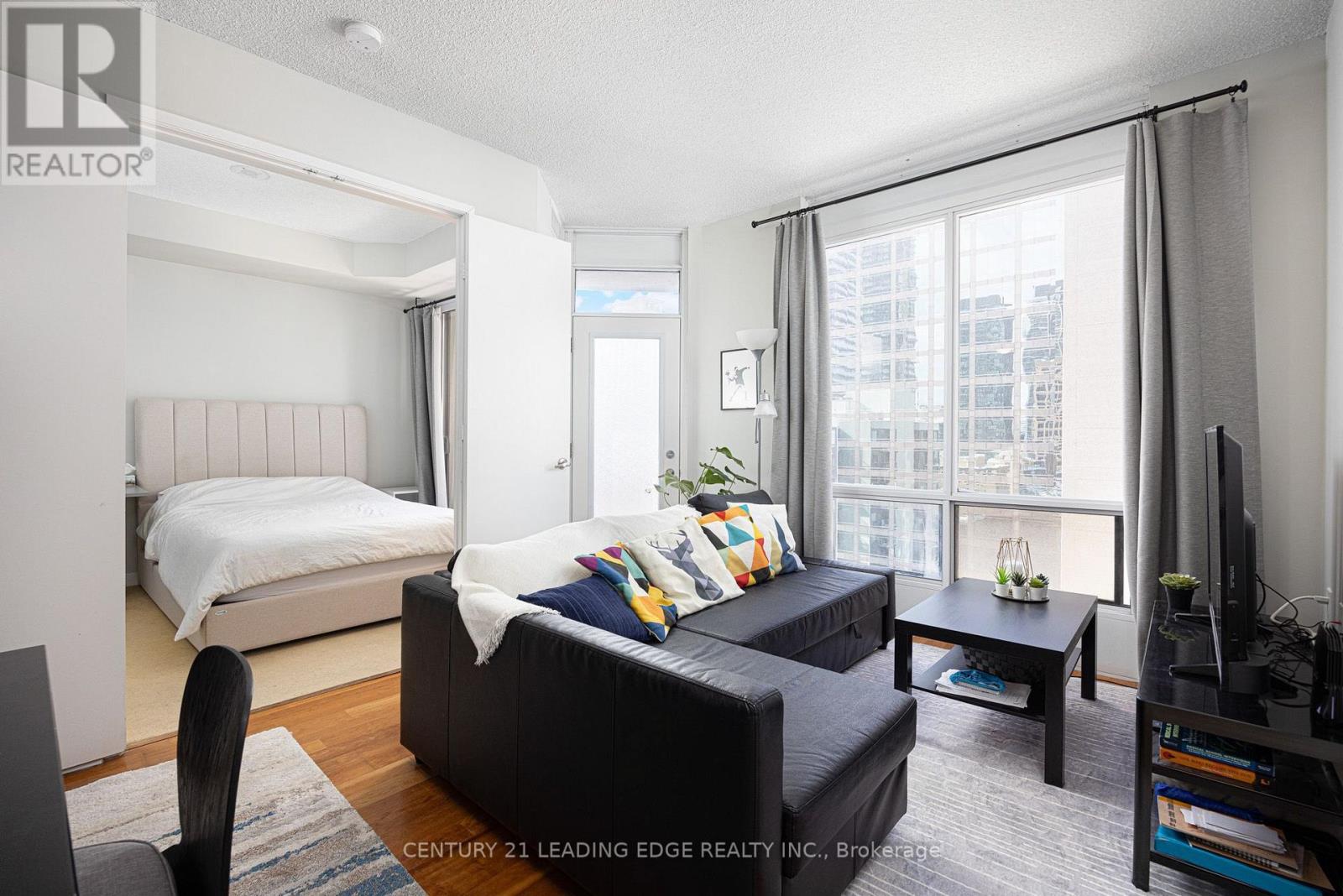 1413 - 85 Bloor Street E, Toronto, Ontario  M4W 3Y1 - Photo 6 - C13633232