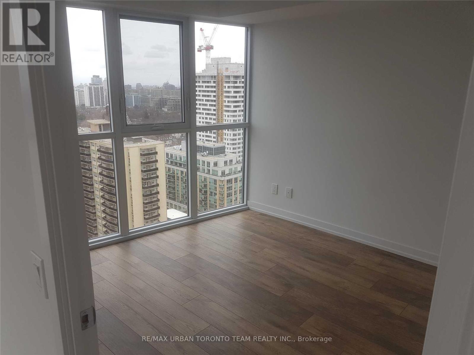 2010 - 125 Redpath Avenue, Toronto, Ontario M4S 0B5 - Photo 19 - C13633278