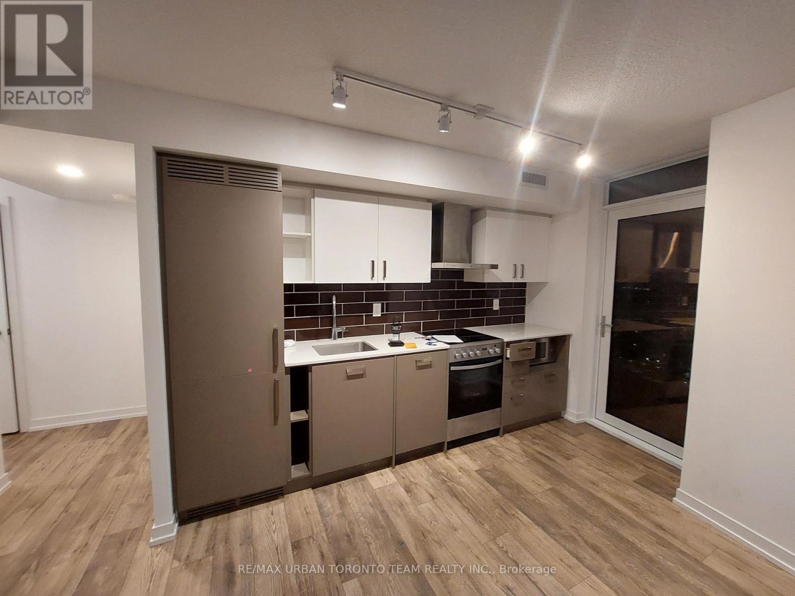 2010 - 125 Redpath Avenue, Toronto, Ontario M4S 0B5 - Photo 6 - C13633278