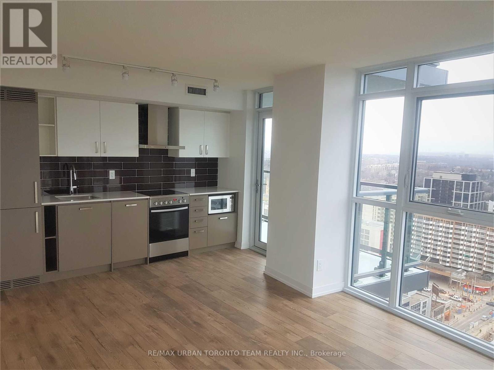 2010 - 125 Redpath Avenue, Toronto, Ontario M4S 0B5 - Photo 8 - C13633278