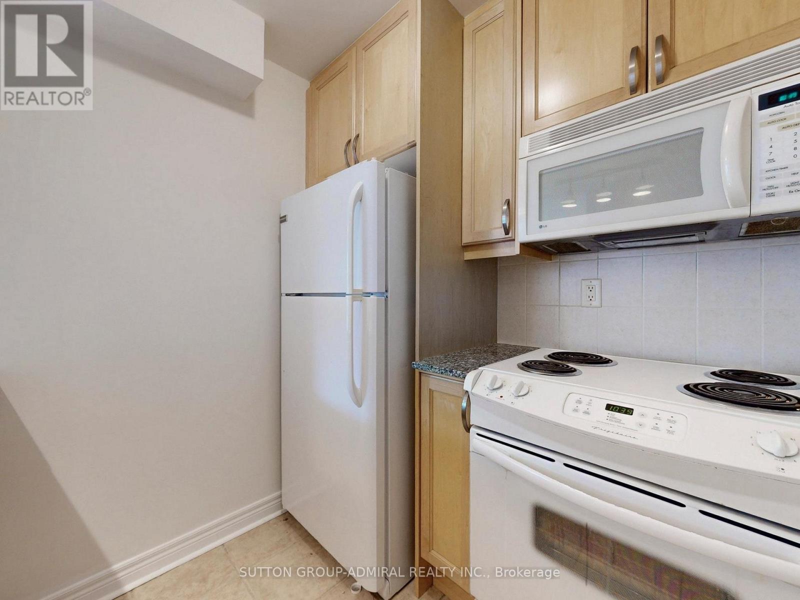 812 - 100 Hayden Street, Toronto, Ontario  M4Y 3C7 - Photo 13 - C13633318