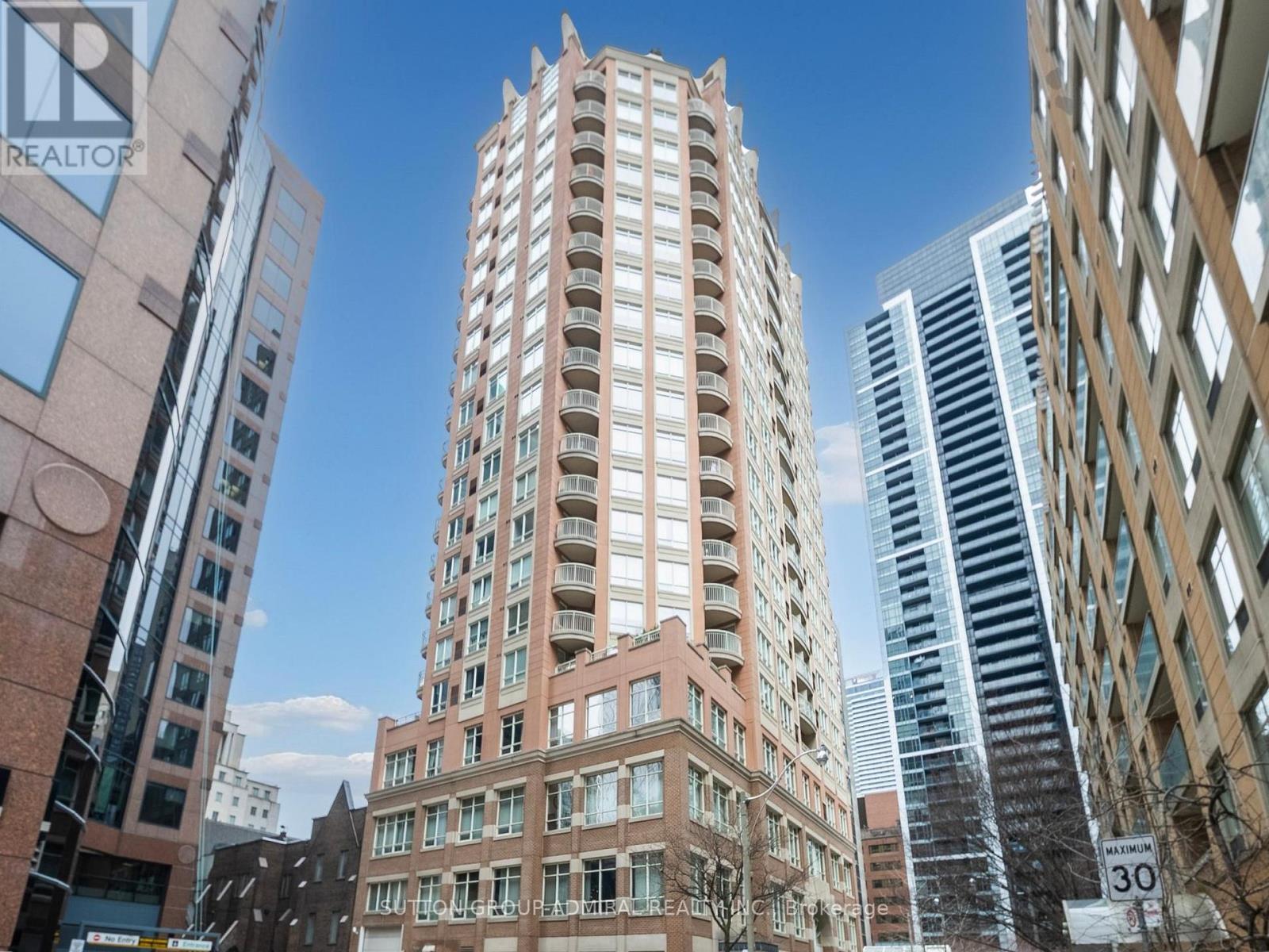812 - 100 Hayden Street, Toronto, Ontario  M4Y 3C7 - Photo 2 - C13633318