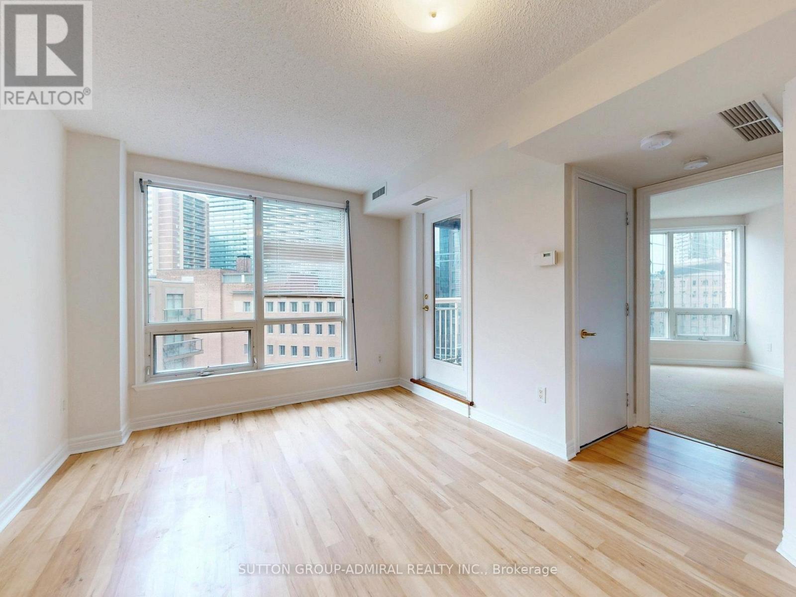 812 - 100 Hayden Street, Toronto, Ontario  M4Y 3C7 - Photo 6 - C13633318