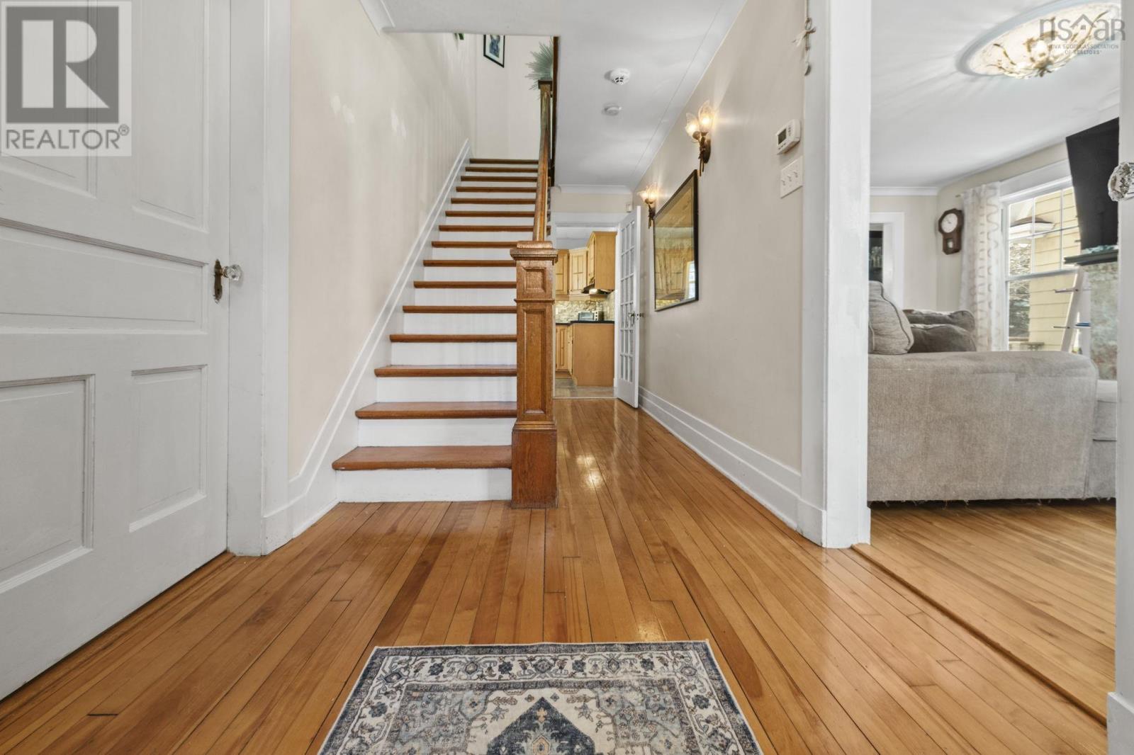 949 Mclean Street, Halifax, Nova Scotia  B3H 2V2 - Photo 5 - 202607656