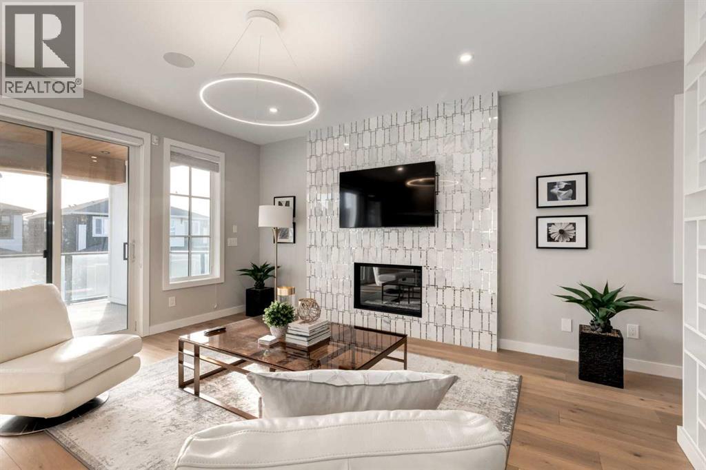 40 Timberline Way SW, Calgary, Alberta  T3H 0W3 - Photo 4 - A2325766