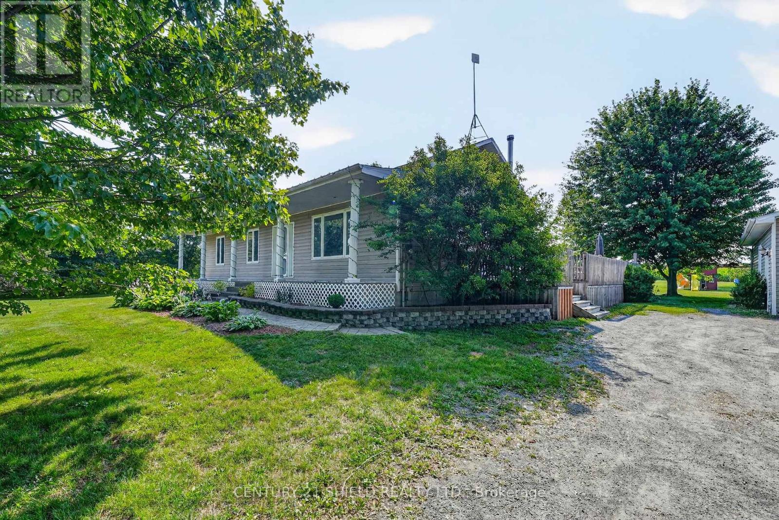 17614 Bloomington Road, North Stormont, Ontario