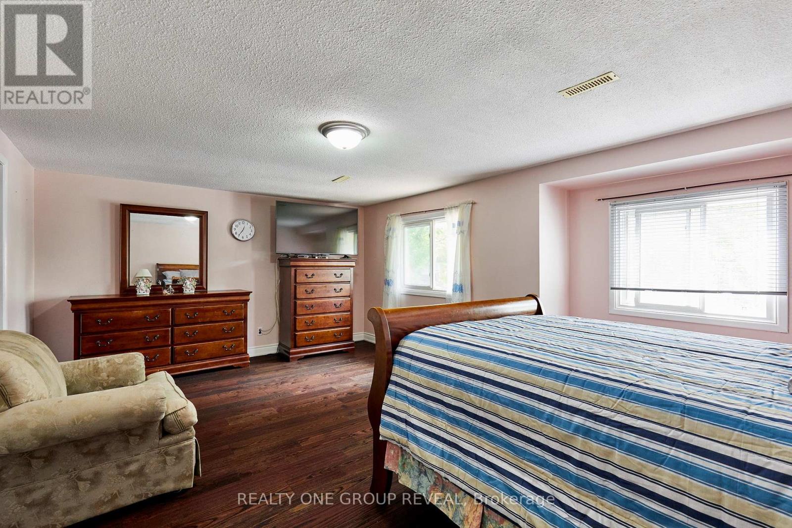 1374 Everton Street, Pickering, Ontario  L1V 2T8 - Photo 15 - E13633020
