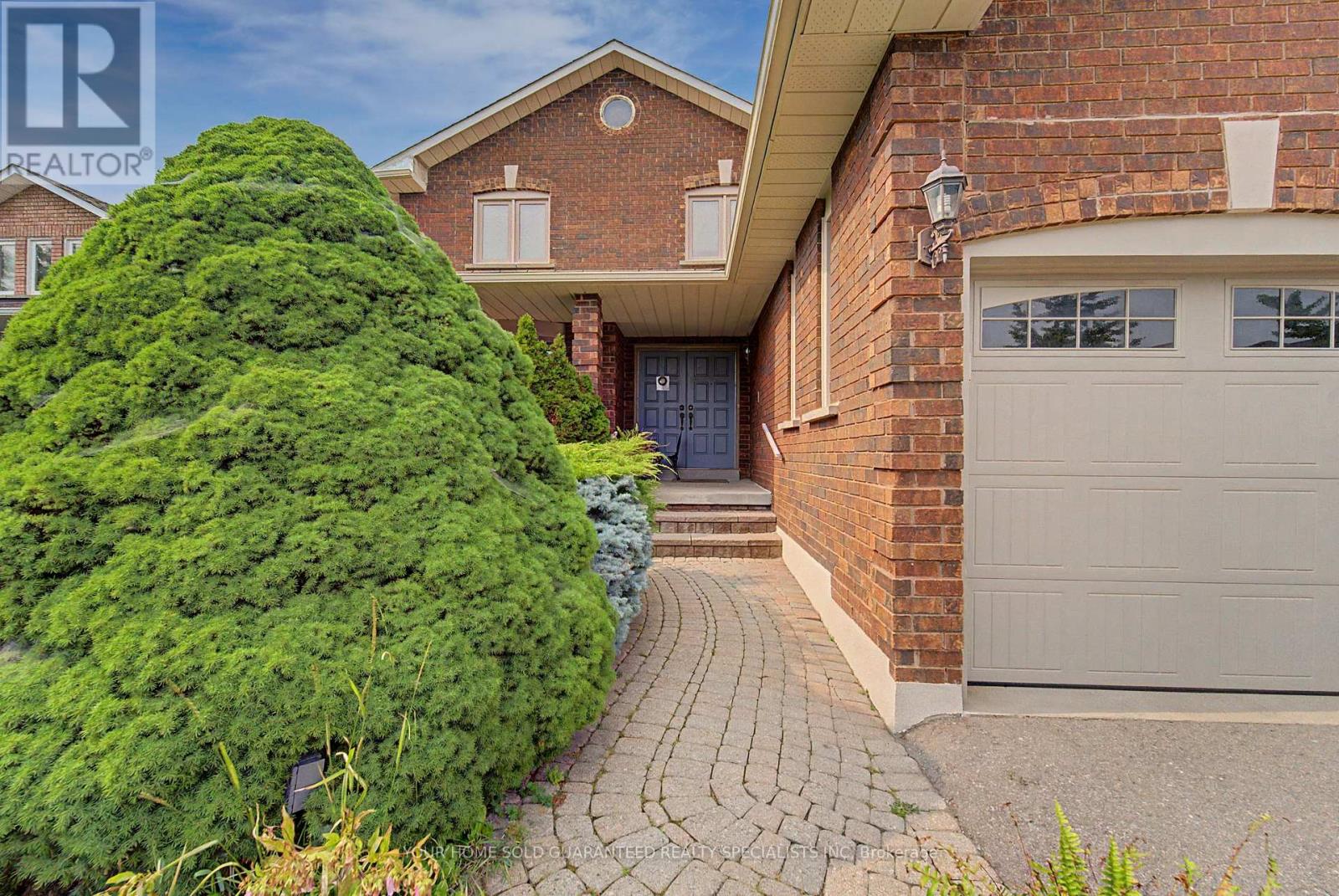 265 Dante Court, Vaughan, Ontario  L4L 7W8 - Photo 2 - N13632966