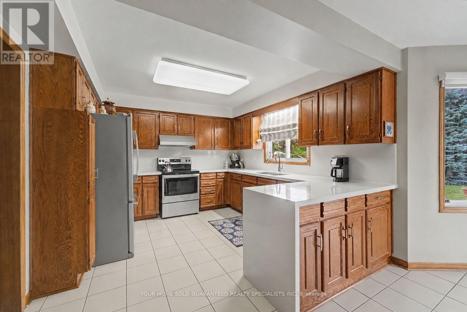 265 Dante Court, Vaughan, Ontario  L4L 7W8 - Photo 9 - N13632966