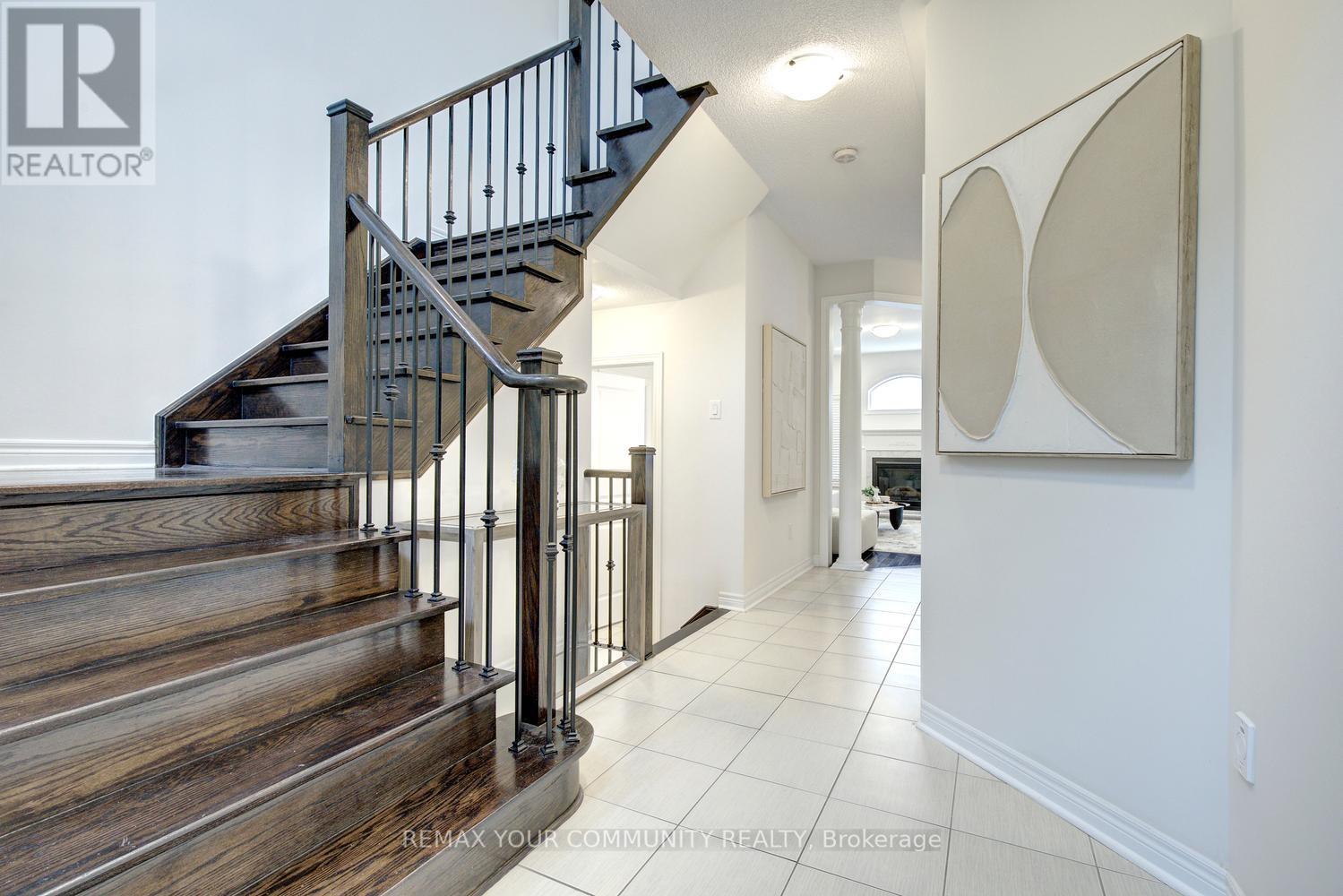 378 Lauderdale Drive, Vaughan, Ontario L6A 4K9 - Photo 7 - N13632986
