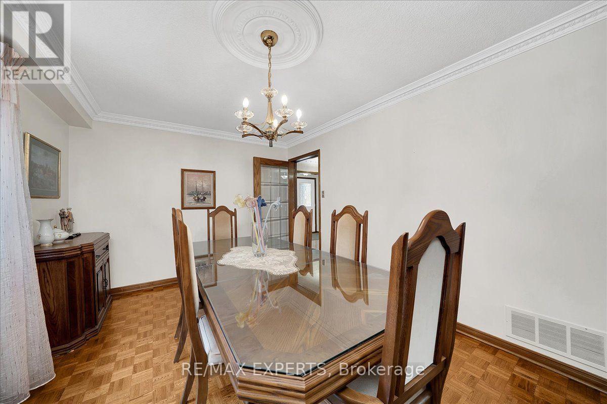 5 Jordana Drive, Markham, Ontario  L3S 3C2 - Photo 11 - N13632996