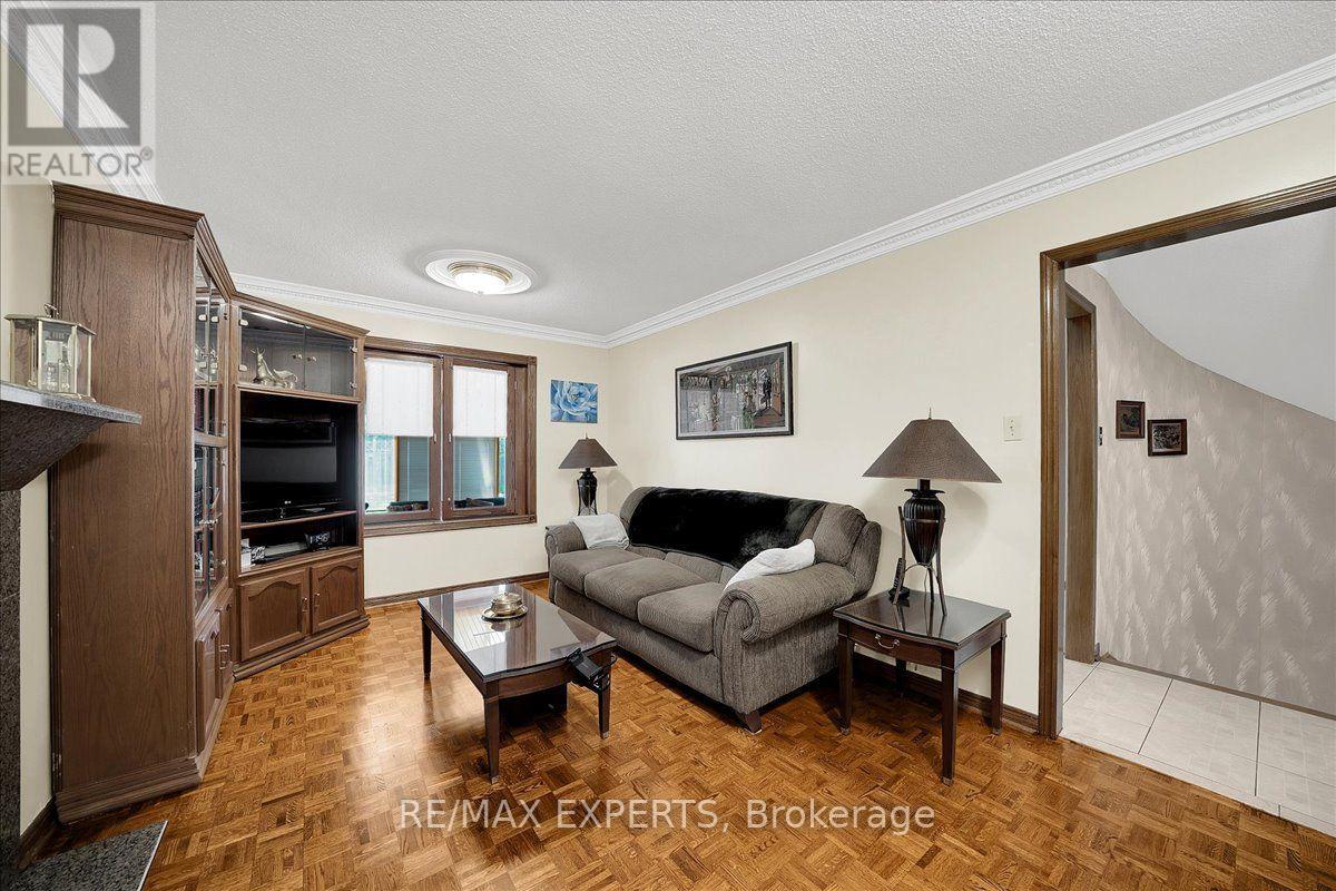 5 Jordana Drive, Markham, Ontario  L3S 3C2 - Photo 17 - N13632996