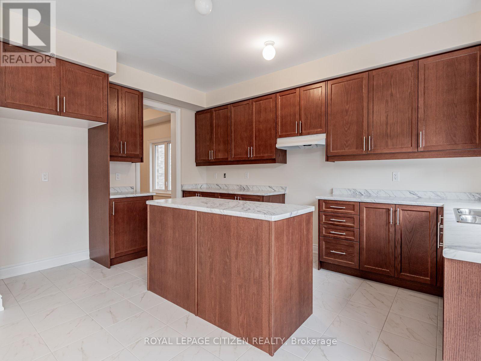 15 Heather Fullerton Road, Georgina, Ontario  L0E 1R0 - Photo 12 - N13633078