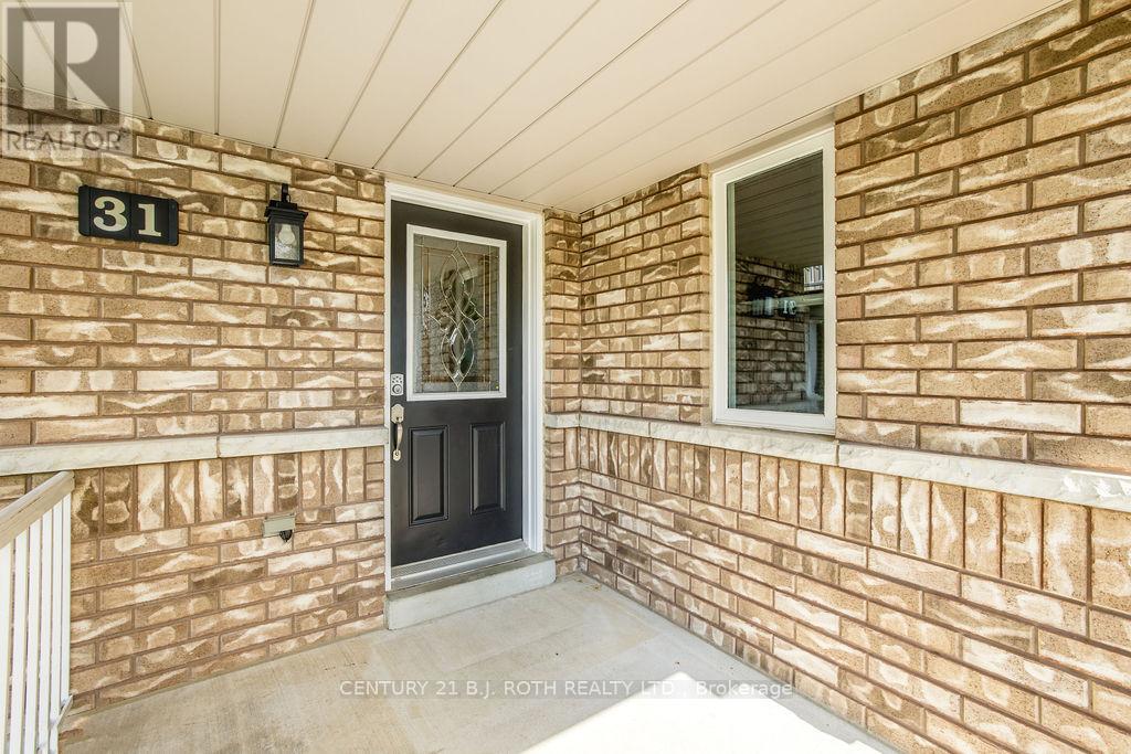 31 Mcmulkin Street, New Tecumseth, Ontario  L9R 0A9 - Photo 3 - N13633114