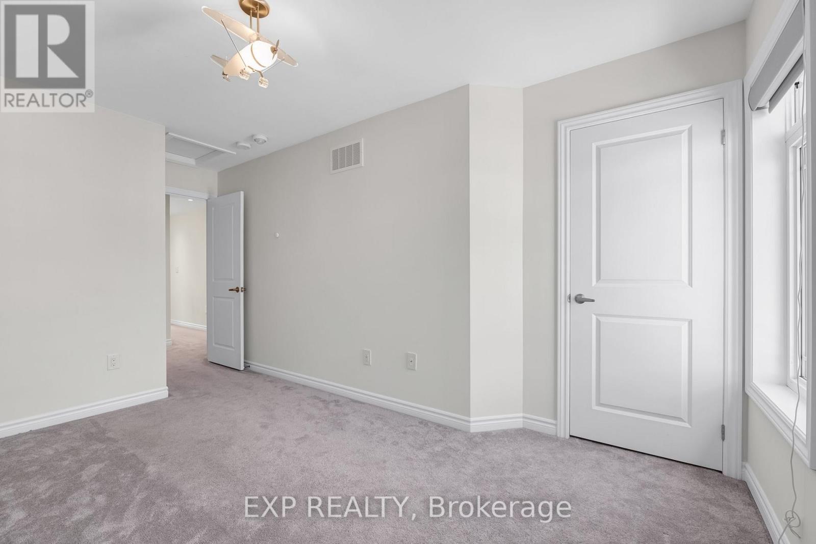 104 Gordon Circle, Newmarket, Ontario  L3Y 0C9 - Photo 26 - N13633116