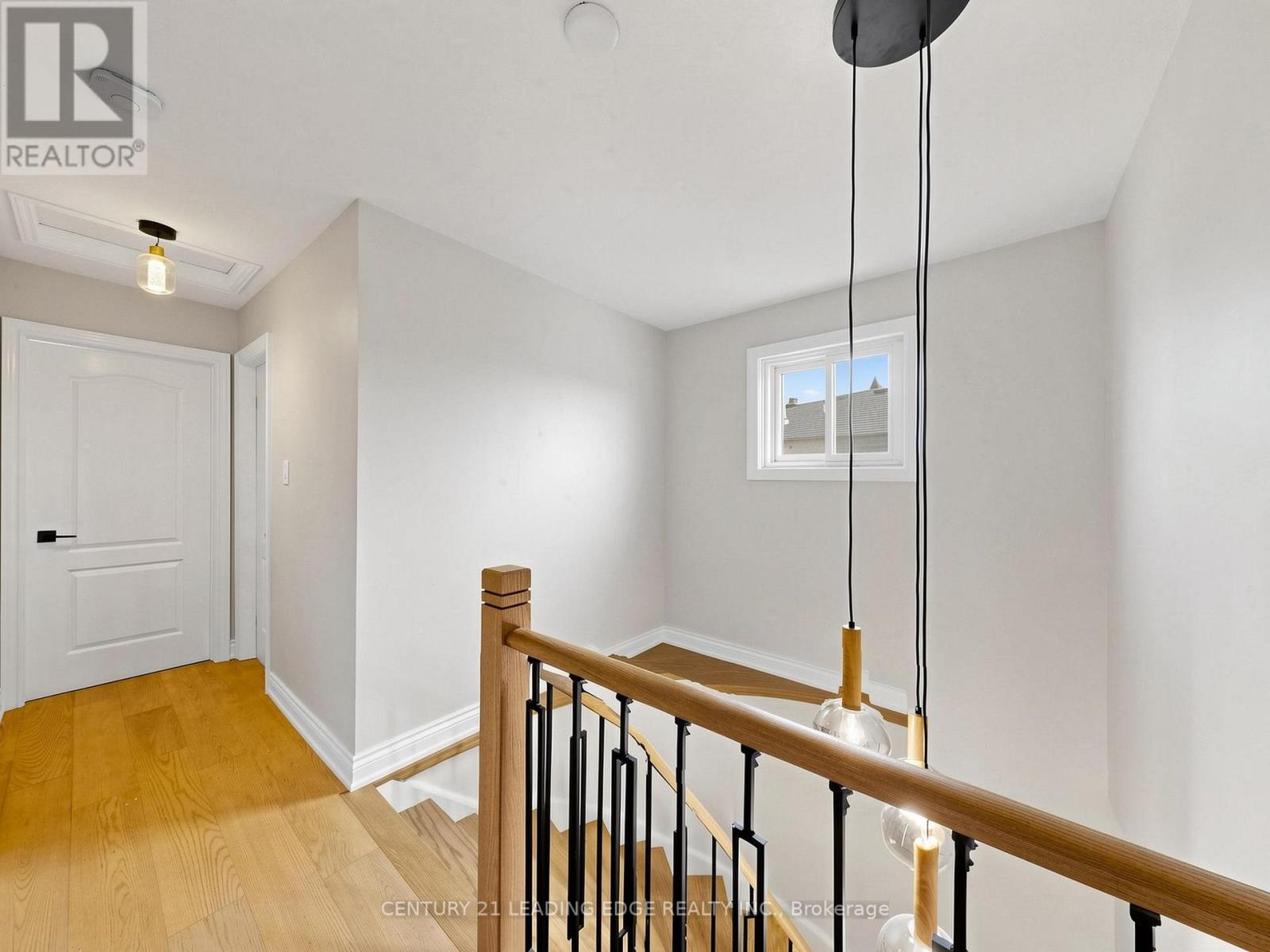 23 Spragg Circle, Markham, Ontario  L3P 5W1 - Photo 14 - N13633152