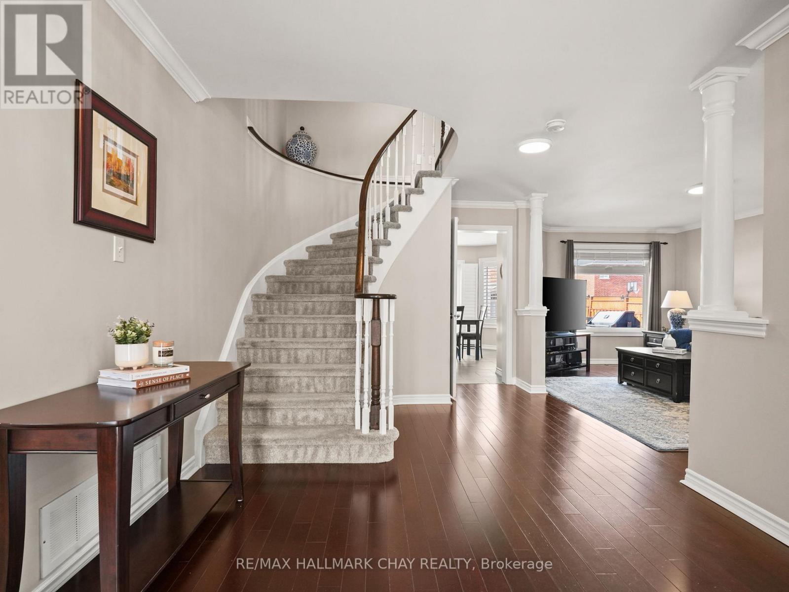 2292 Jack Crescent, Innisfil, Ontario L9S 2C8 - Photo 6 - N13633228