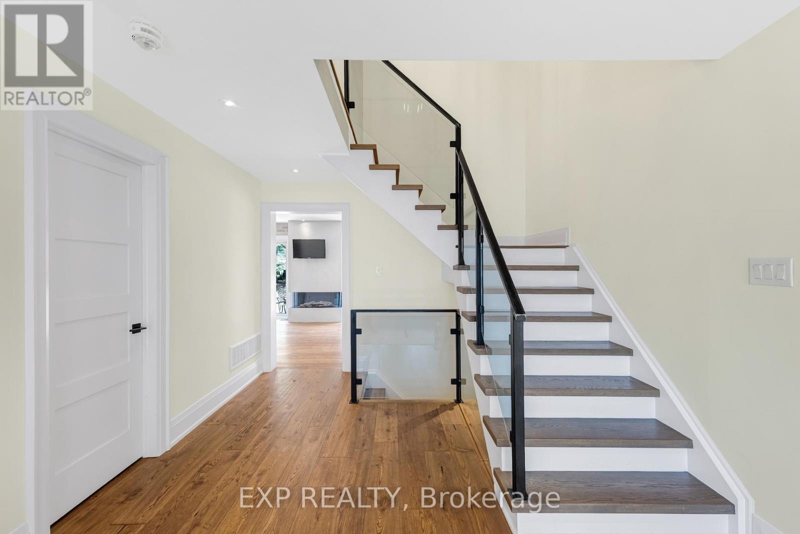 17 Chamberlain Court, King, Ontario  L0G 1N0 - Photo 5 - N13633296