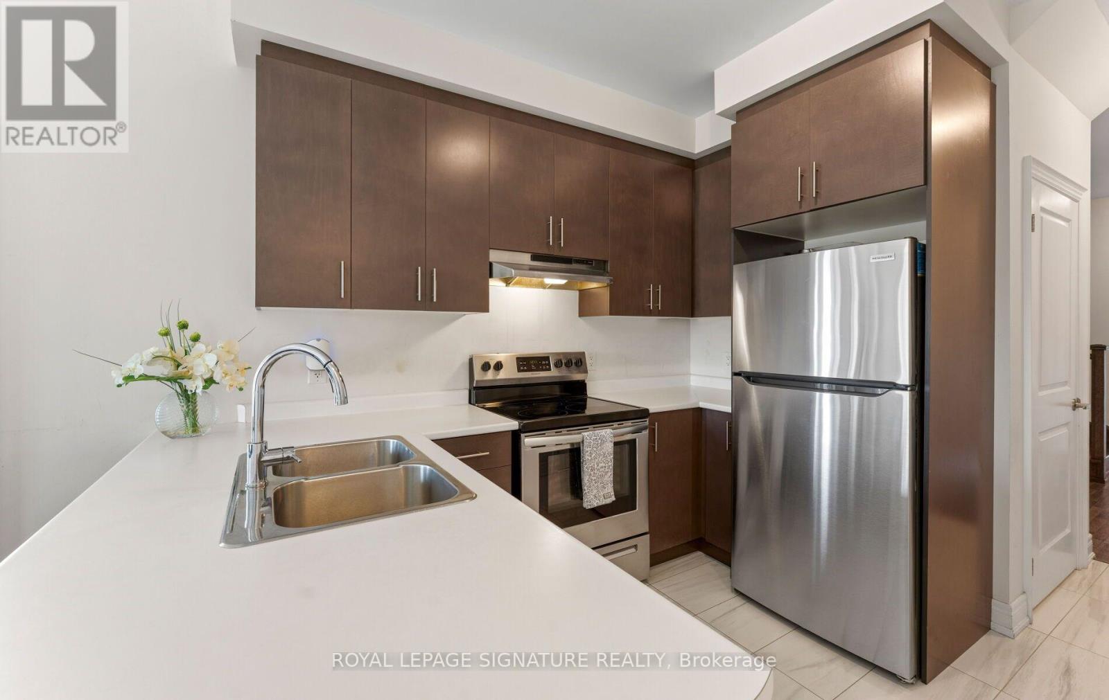 301 Atkinson Street, Clearview, Ontario  L0M 1S0 - Photo 17 - S13633204