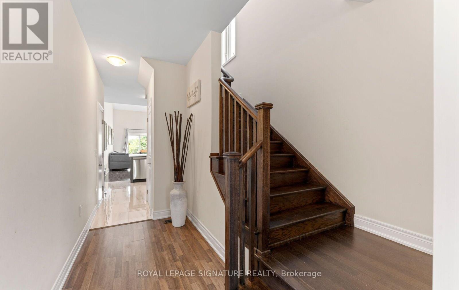 301 Atkinson Street, Clearview, Ontario  L0M 1S0 - Photo 8 - S13633204