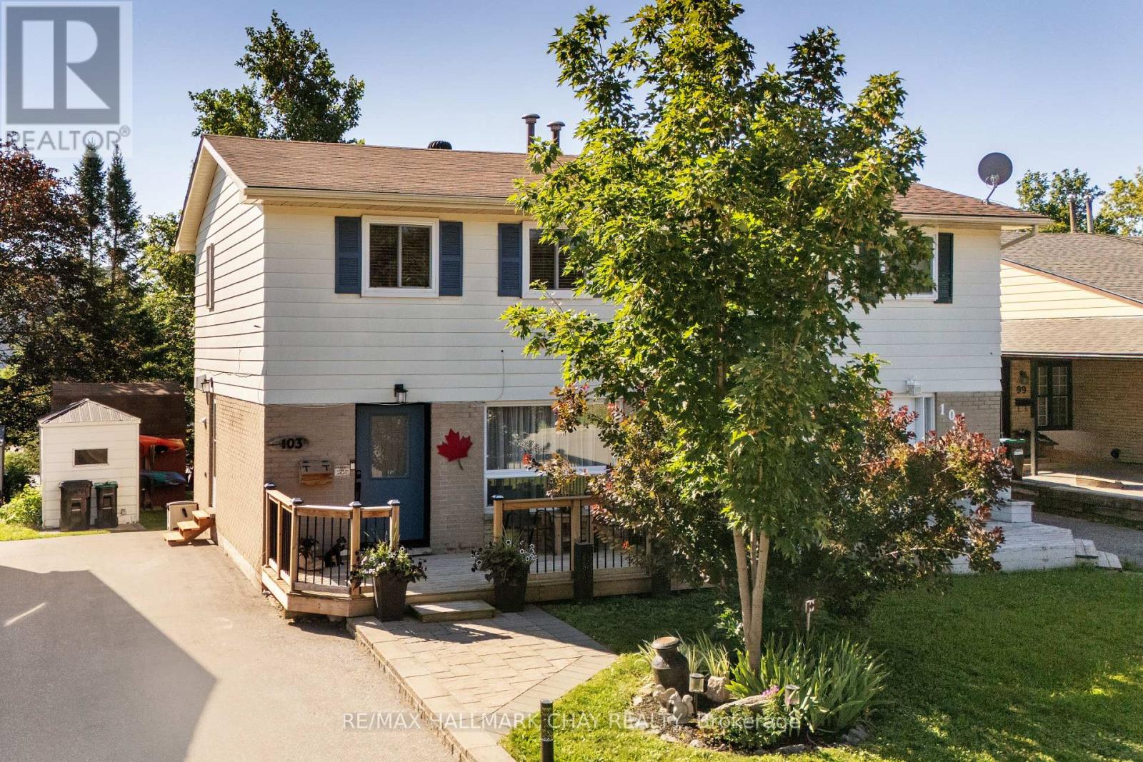 103 DAPHNE CRESCENT, Barrie, Ontario