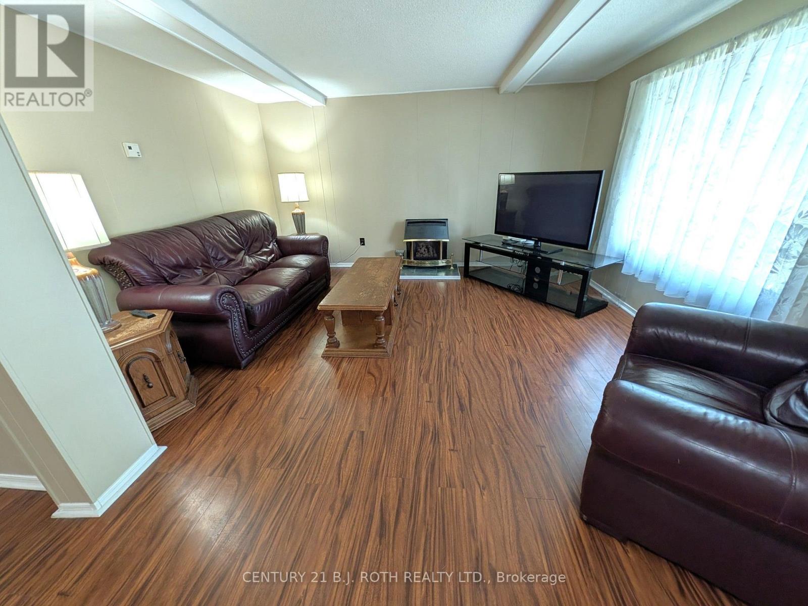 66 Linden Lane, Innisfil, Ontario  L9S 1P2 - Photo 8 - N13593718