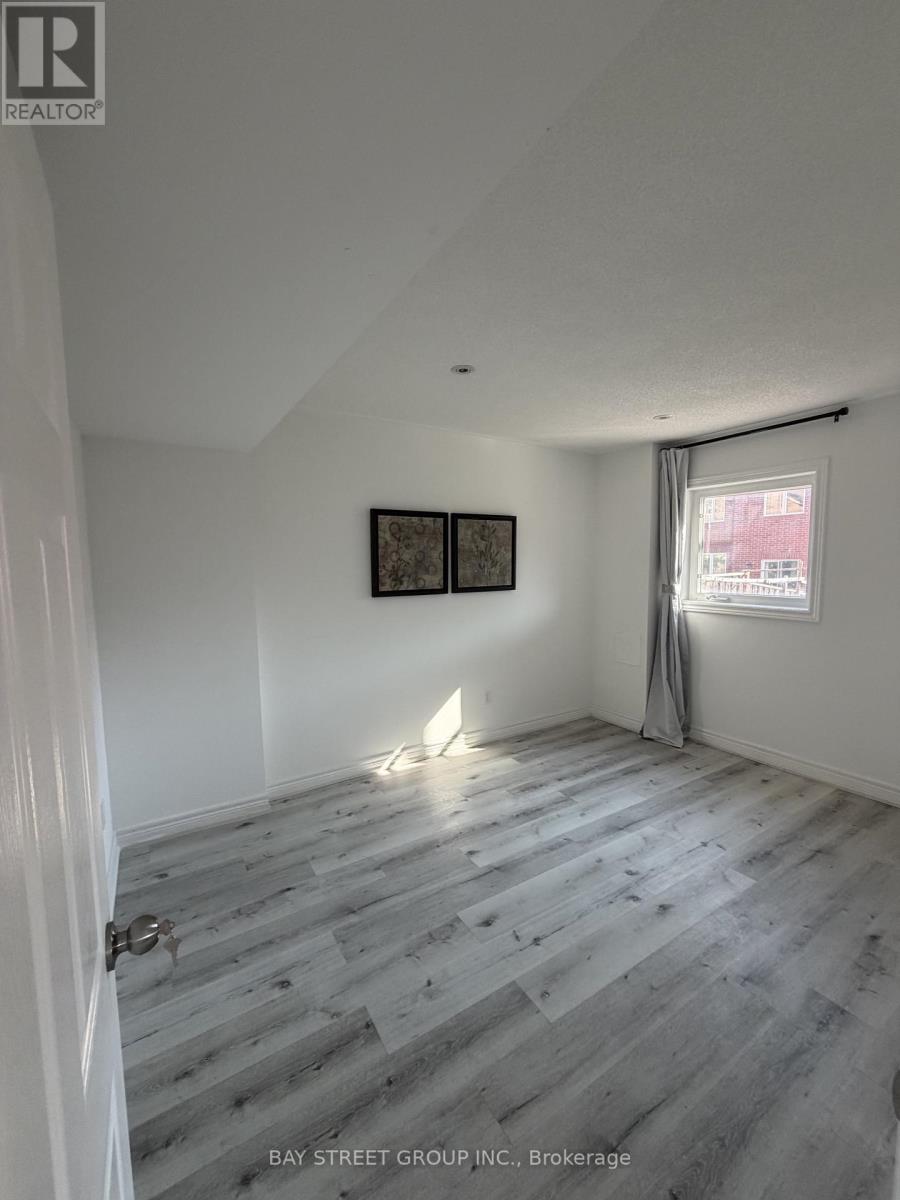 196 COLESBROOK ROAD, Richmond Hill, Ontario