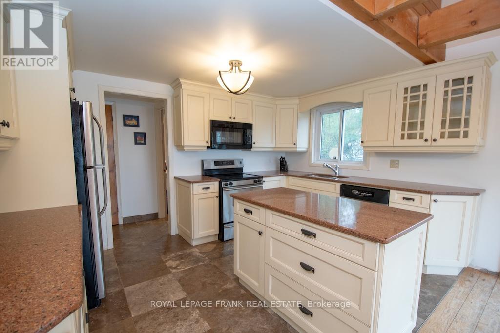 674 Dickie Road, Kawartha Lakes, Ontario K9J 6X3 - Photo 13 - X13146004