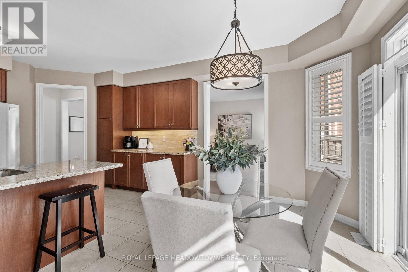 395 Malboeuf Court, Milton, Ontario  L9T 7Y3 - Photo 17 - W13632972