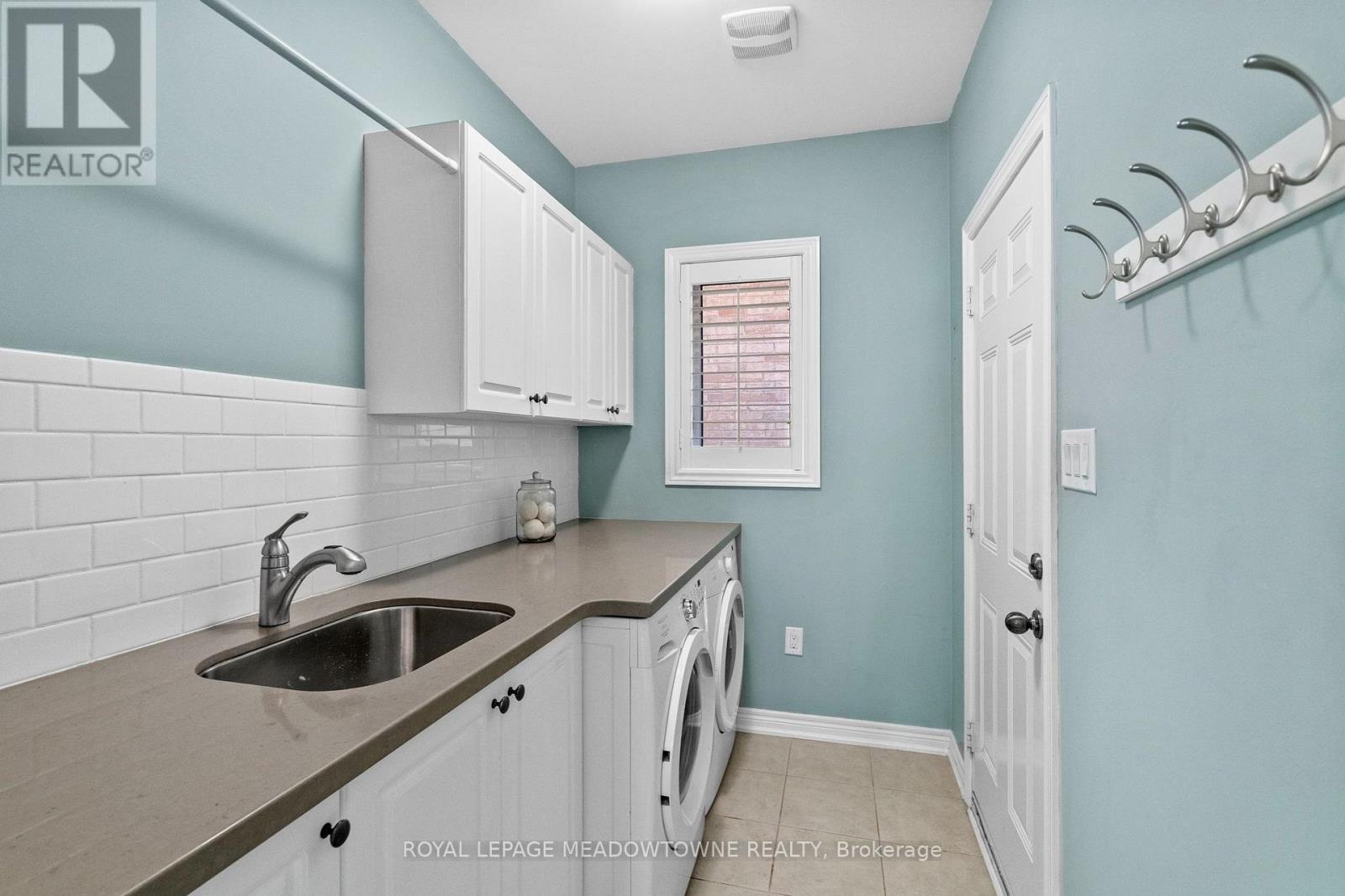 395 Malboeuf Court, Milton, Ontario  L9T 7Y3 - Photo 19 - W13632972