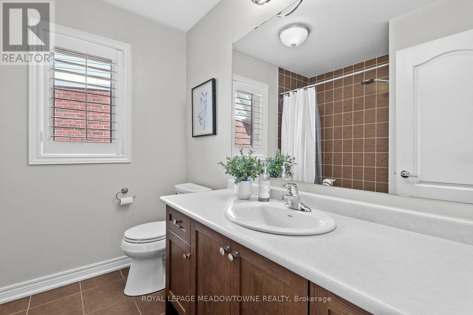 395 Malboeuf Court, Milton, Ontario  L9T 7Y3 - Photo 38 - W13632972