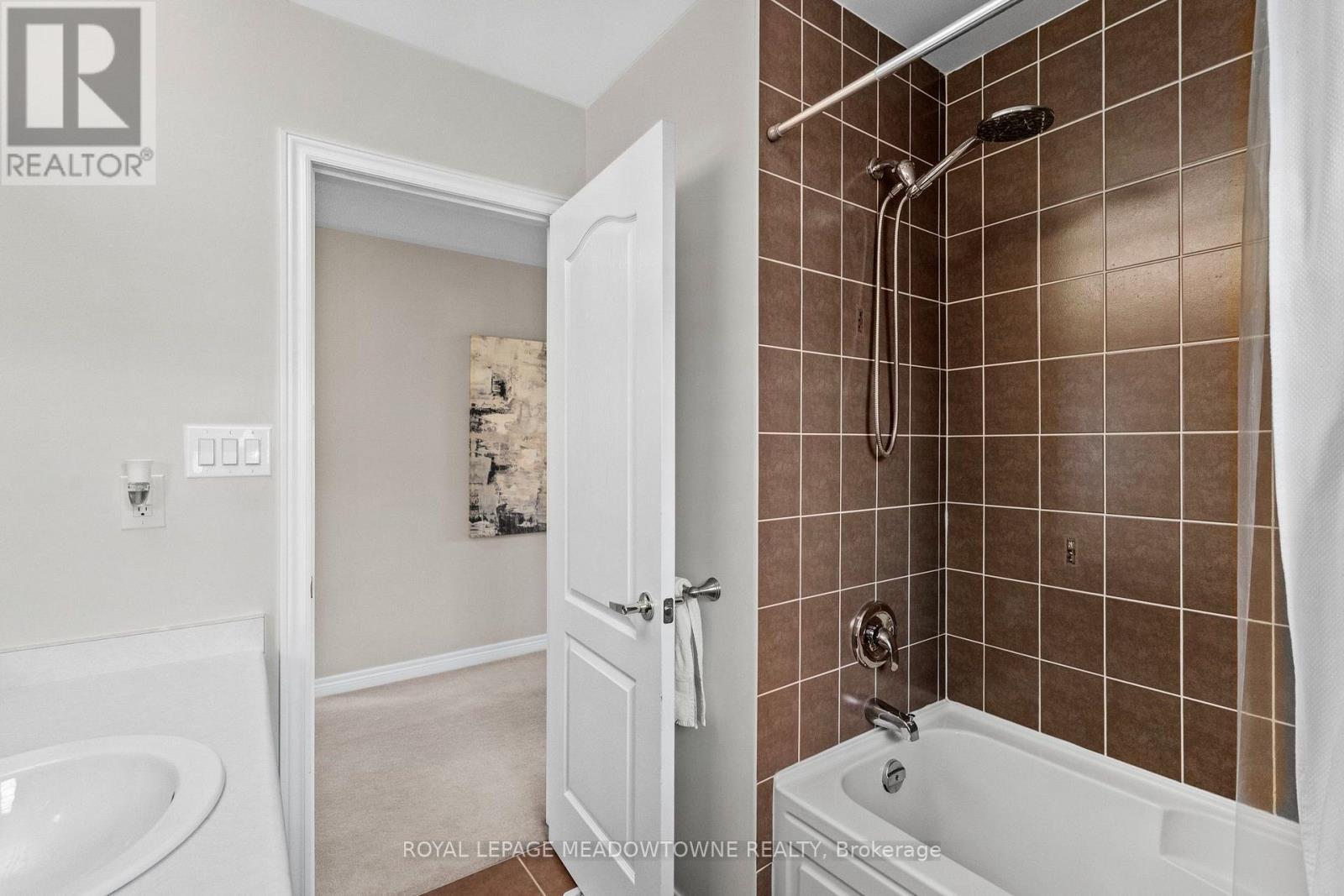 395 Malboeuf Court, Milton, Ontario  L9T 7Y3 - Photo 39 - W13632972