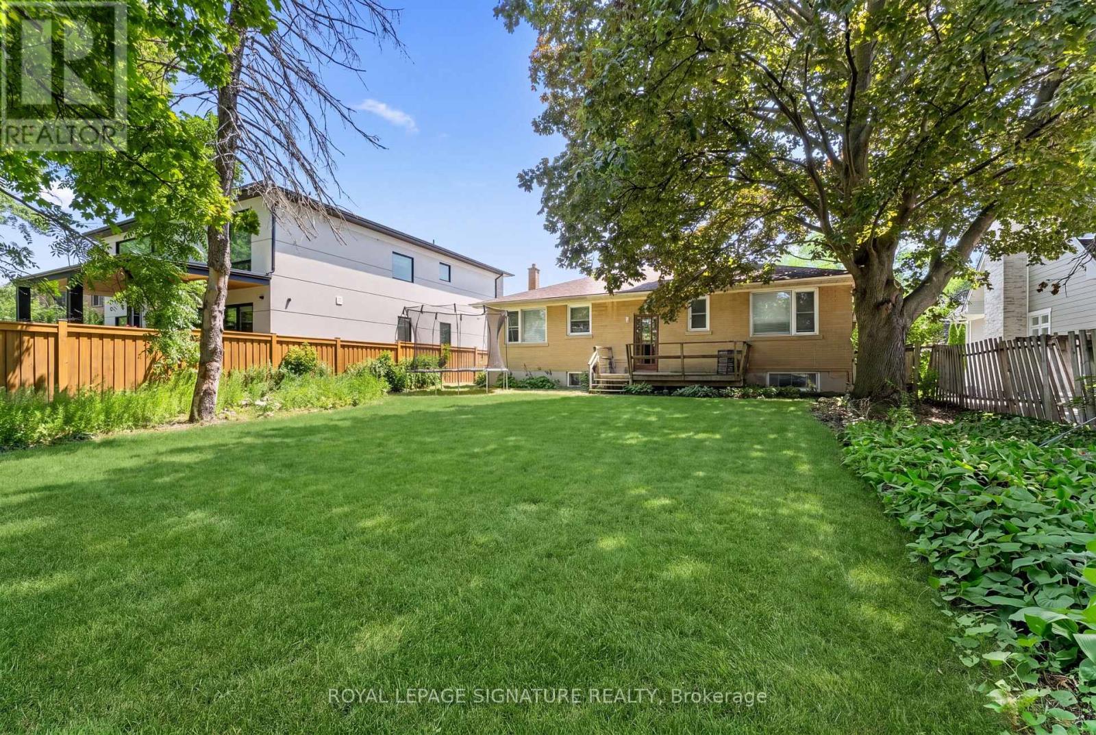 1405 Constance Dr Drive, Oakville, Ontario  L6J 2T9 - Photo 9 - W13633004