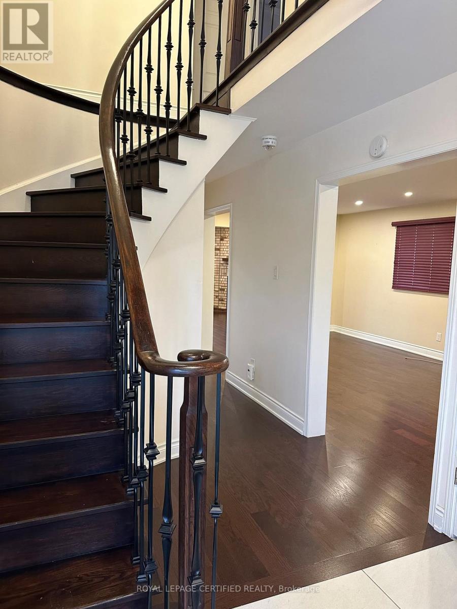 Main - 210 Ecclestone Drive, Brampton, Ontario  L6X 3R1 - Photo 23 - W13633258