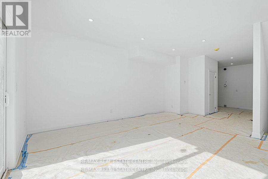19 James Street, Halton Hills, Ontario  L7G 2H2 - Photo 15 - W13633272