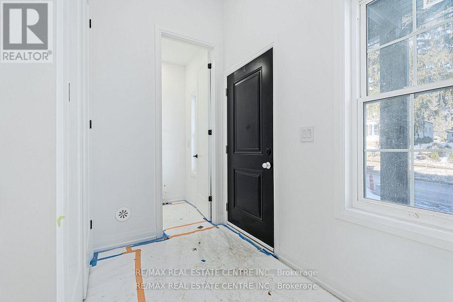 19 James Street, Halton Hills, Ontario  L7G 2H2 - Photo 5 - W13633272