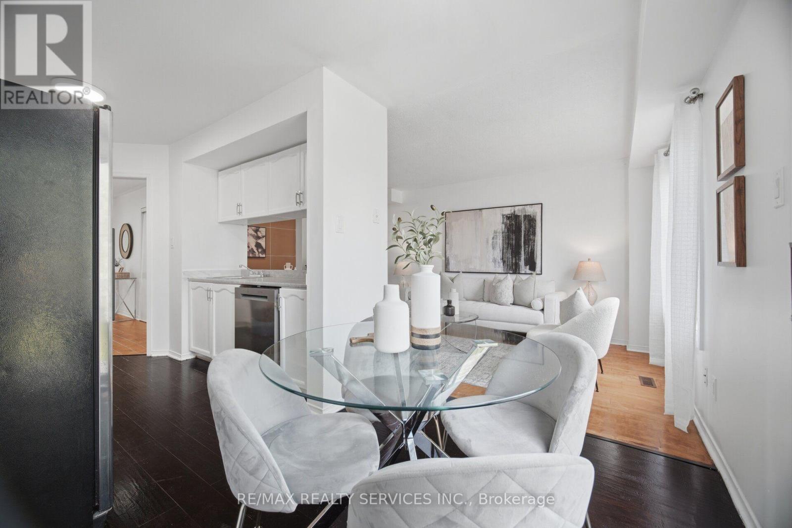 75 - 1484 Torrington Drive, Mississauga, Ontario  L5V 1Y2 - Photo 11 - W13633324