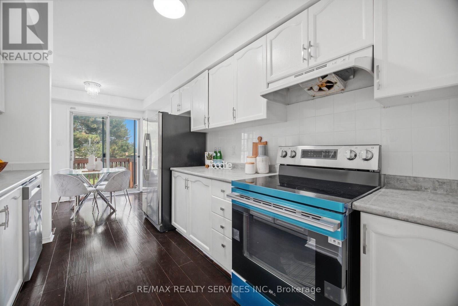 75 - 1484 Torrington Drive, Mississauga, Ontario  L5V 1Y2 - Photo 12 - W13633324