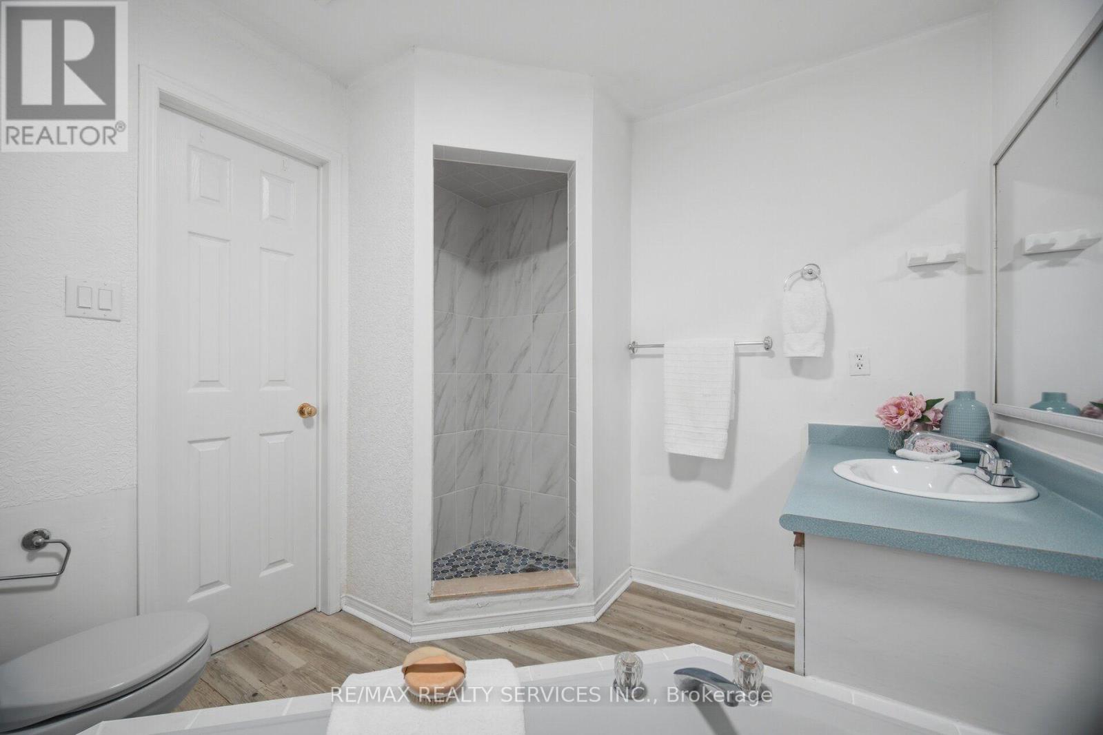 75 - 1484 Torrington Drive, Mississauga, Ontario  L5V 1Y2 - Photo 20 - W13633324