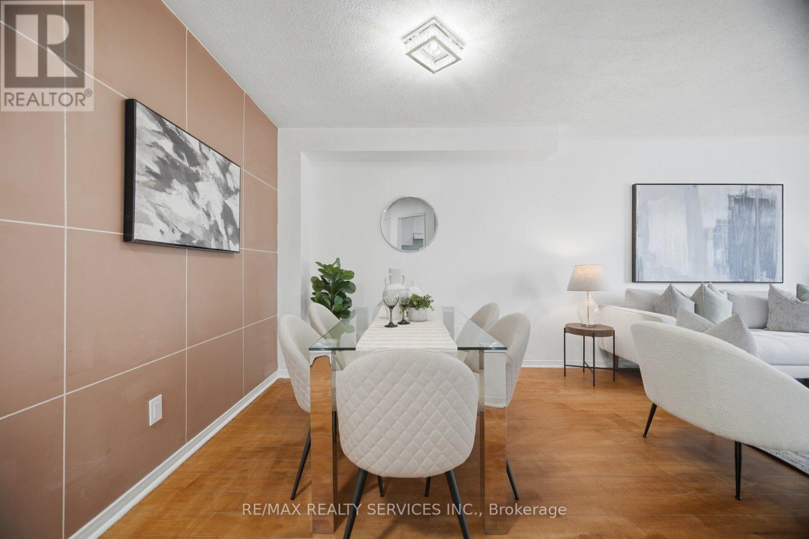 75 - 1484 Torrington Drive, Mississauga, Ontario  L5V 1Y2 - Photo 4 - W13633324