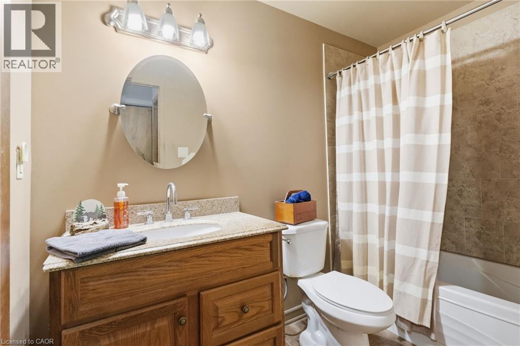 46 Brett Court, Hamilton, Ontario  L8T 4R8 - Photo 12 - 40852349