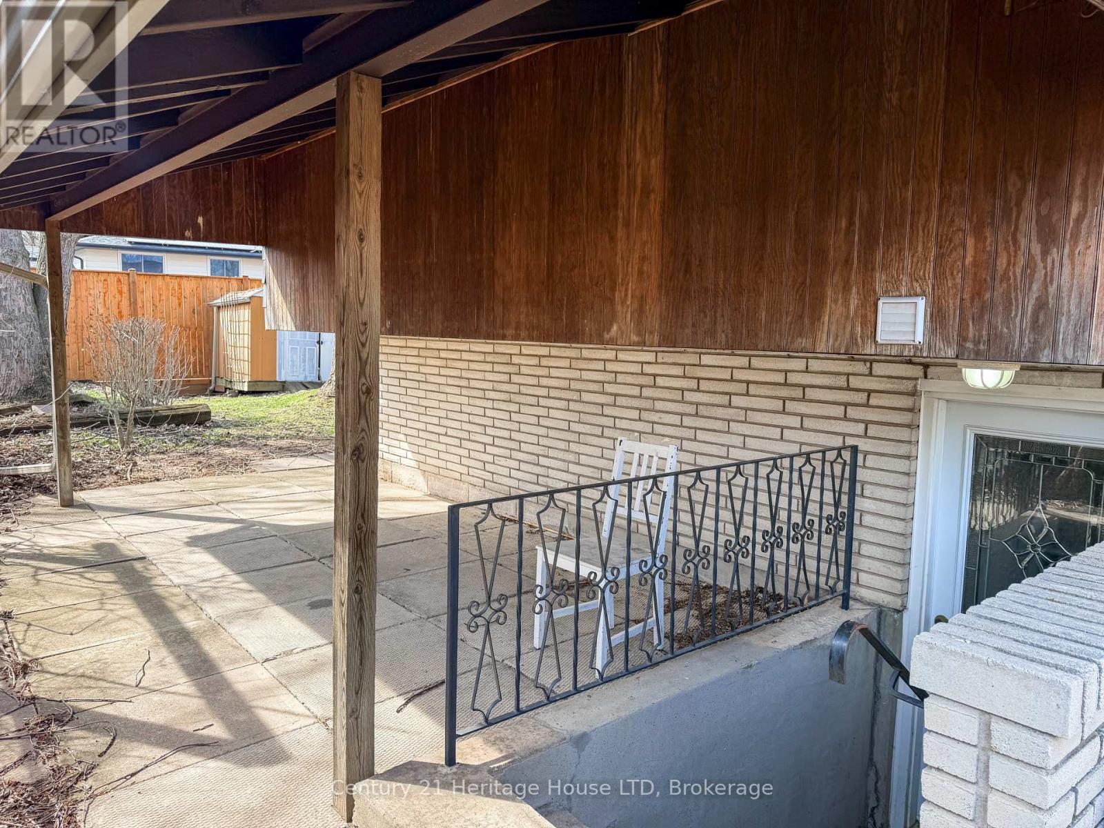 387 First Avenue, Welland, Ontario  L3C 5R3 - Photo 5 - X13021994