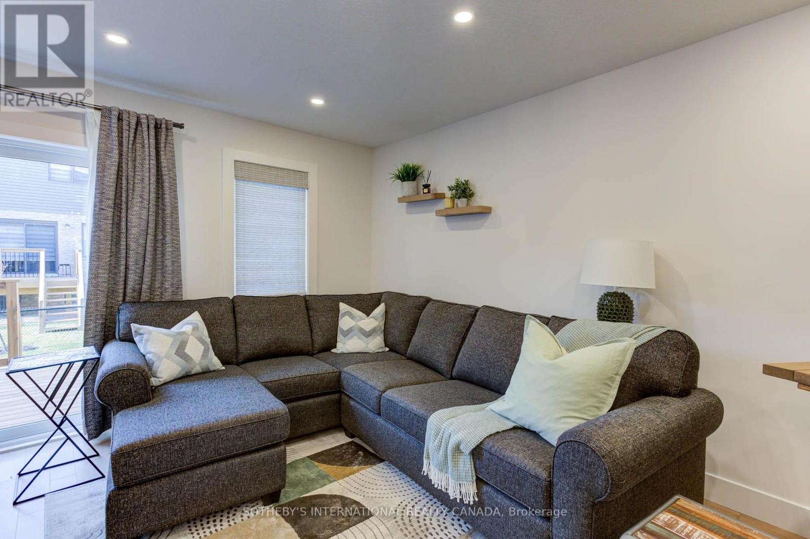 8b - 18 Oak Forest Common, Cambridge, Ontario  N1S 0G3 - Photo 9 - X13623430