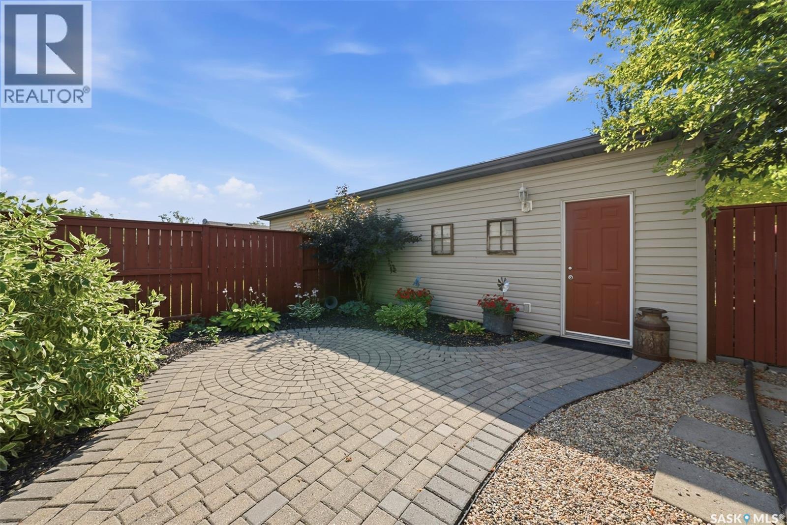 523 Denham Way, Saskatoon, Saskatchewan  S7R 1E5 - Photo 31 - SK044399