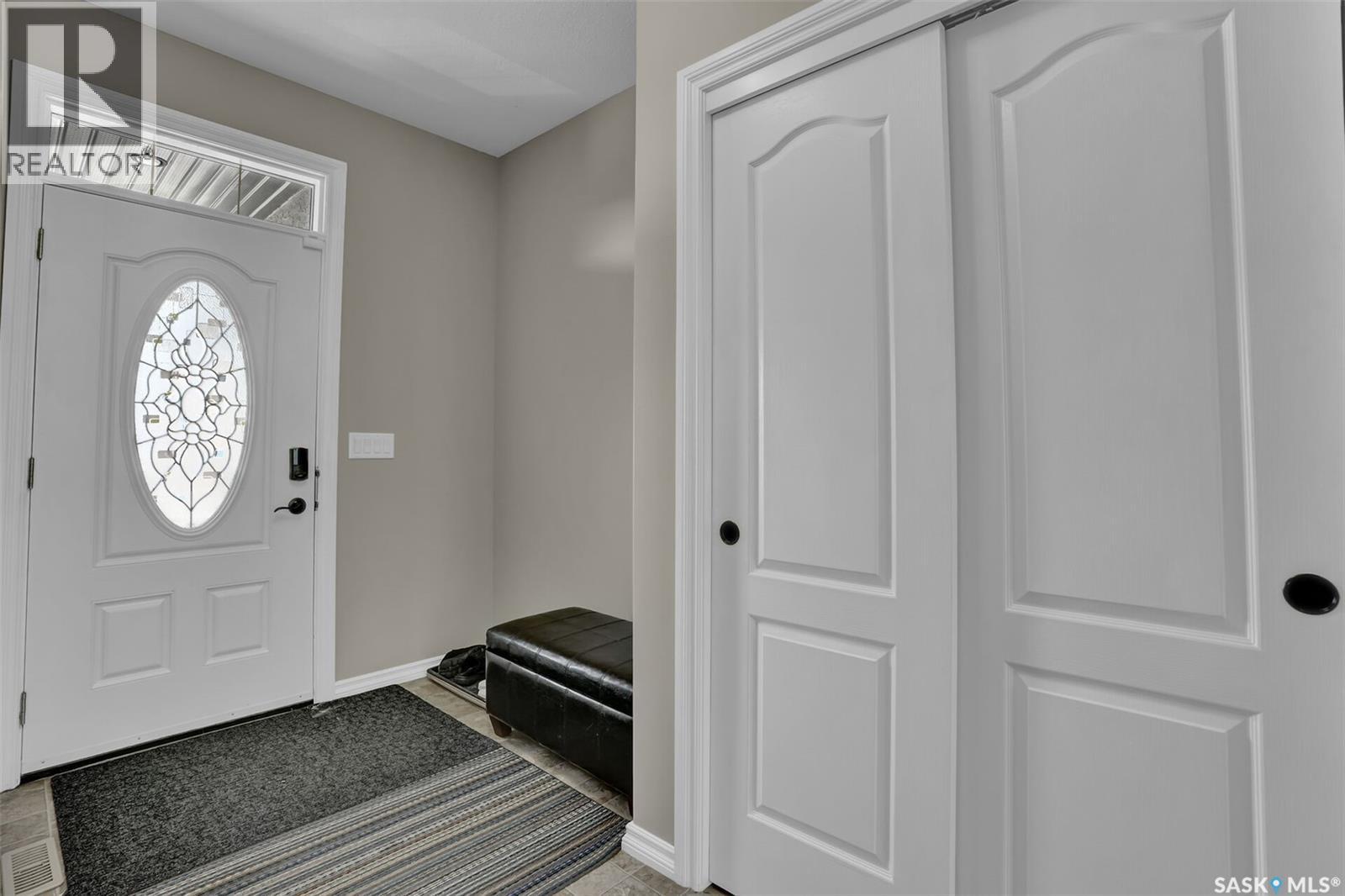 3826 Goldfinch Way, Regina, Saskatchewan S4V 1S4 - Photo 12 - SK044302