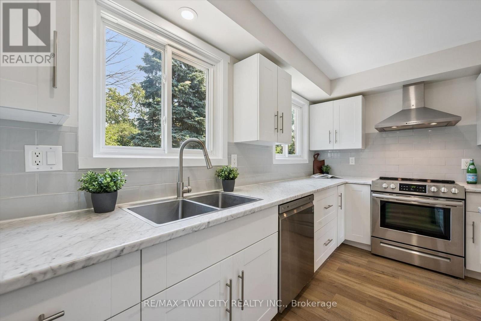 A - 488 Glenelm Crescent, Waterloo, Ontario N2L 5C8 - Photo 12 - X13633088