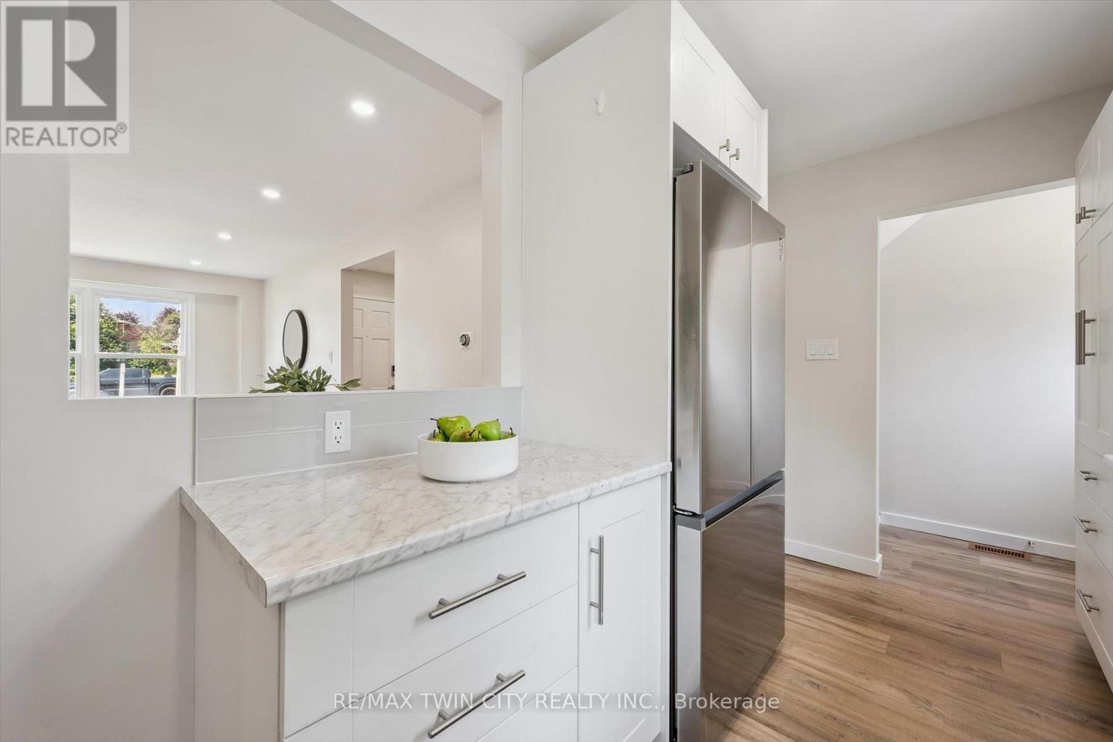 A - 488 Glenelm Crescent, Waterloo, Ontario N2L 5C8 - Photo 13 - X13633088