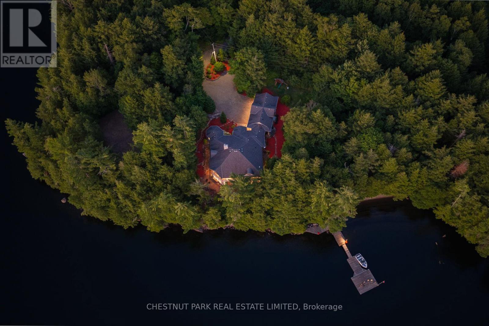2458 Wilkinson Road, Dysart Et Al, Ontario  K0M 1S0 - Photo 1 - X13633286