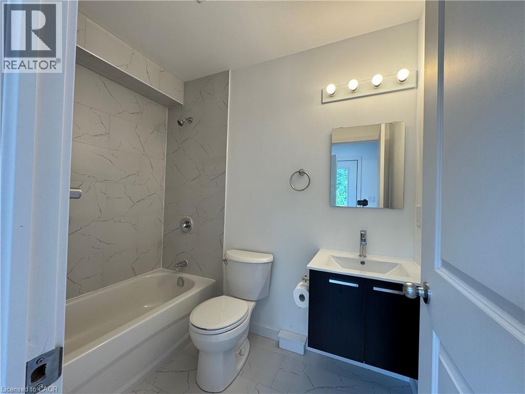 119 Highriver Trail Unit# Main, Welland, Ontario  L3C 0H6 - Photo 14 - 40843540