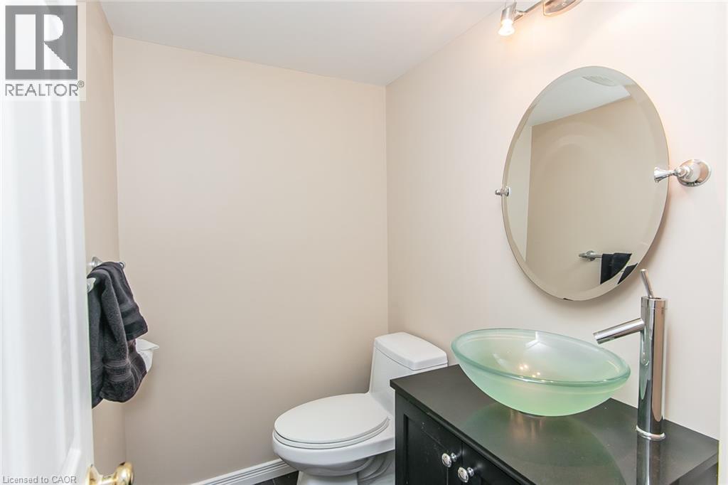 28 Ahrens Street W Unit# D, Kitchener, Ontario  N2H 4B7 - Photo 45 - 40850385